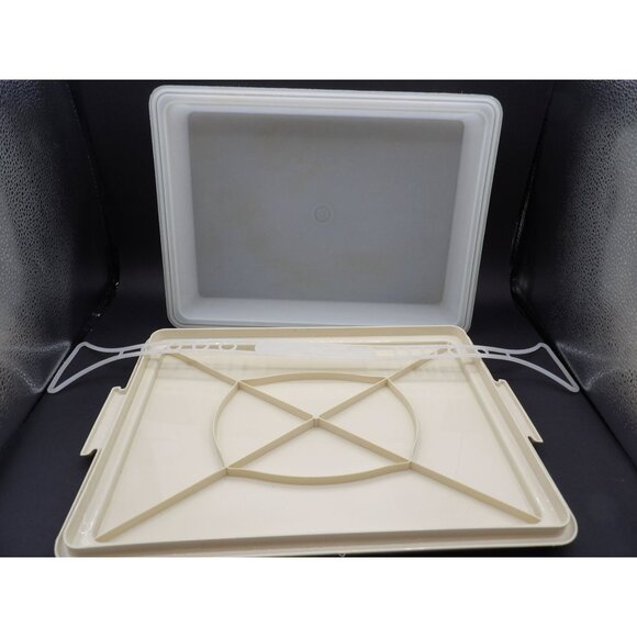 Tupperware Sheet Cake Carrier With Handle 16"x9½"x4" Storage & Transport Solutio - Picture 2 of 4